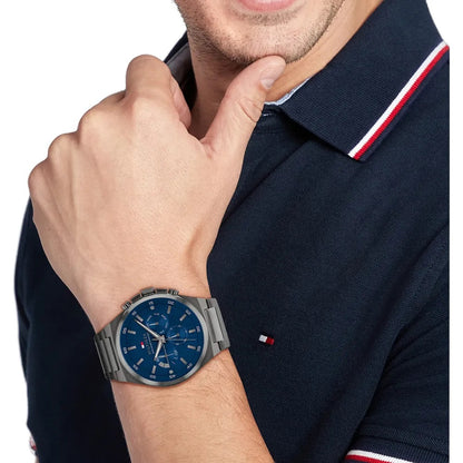 tommy hilfiger 1792089 for men